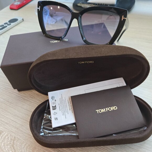 Sunglasses main image 5